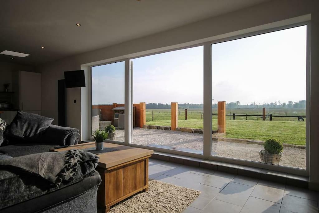 Clover Cottage Beeley Exteriér fotografie